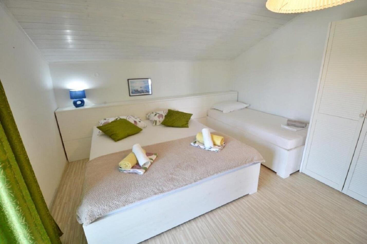 Apartment Denko Betina  Extérieur photo
