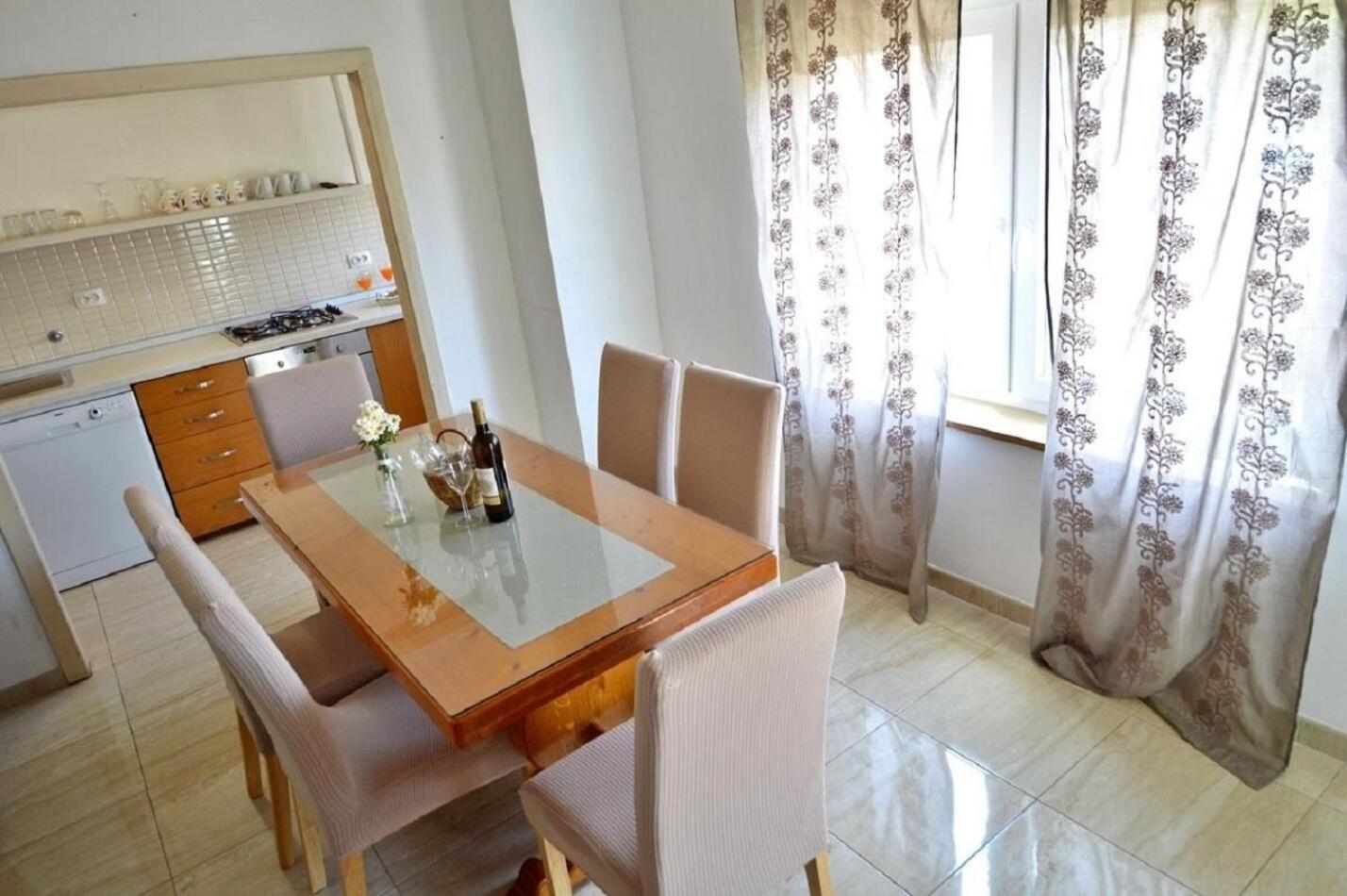 Apartment Denko Betina  Extérieur photo